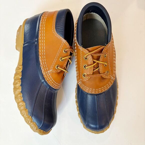 L.L. Bean Boots Duck Boots Navy Blue Waterproof Women’s size 8 - Picture 1 of 8